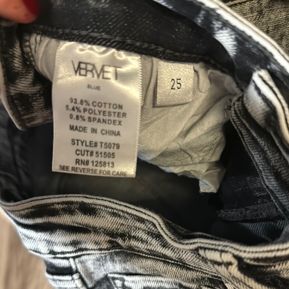 VERVET Distressed Grey Acid Wash Women's Jeans - Picture 6 of 9